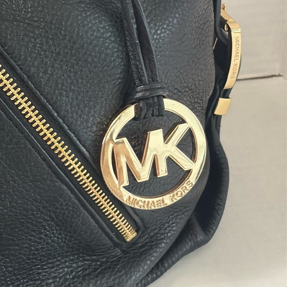 Michael Kors Black Leather Bag Convertible Shoulder Hand Bag Purse - Picture 11 of 15